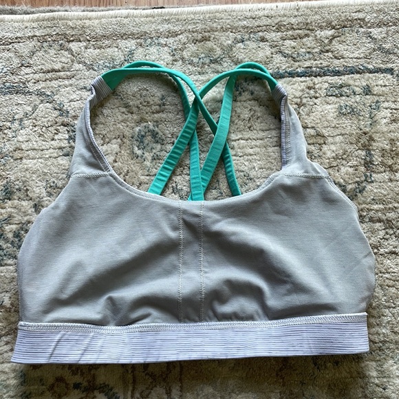 Lululemon Grey and Teal Energy Strappy Sports Bra - Picture 6 of 9
